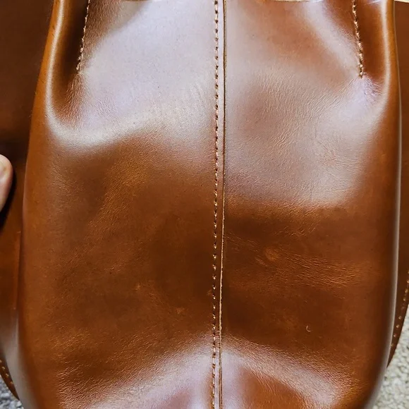 Portland Leather Goods Small / Classic Devon Tote In Madrone - Picture 9 of 9